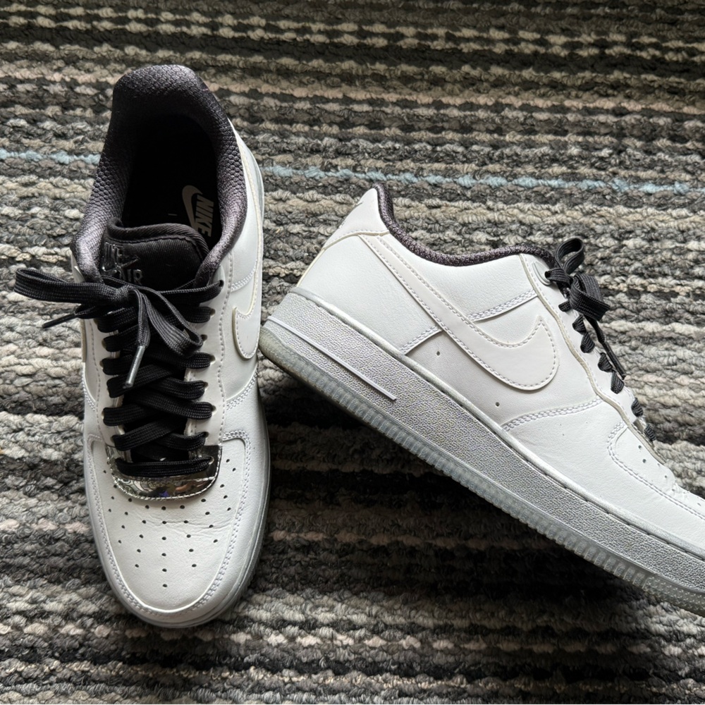 Nike Air Force 1 white, black and smoke grey.